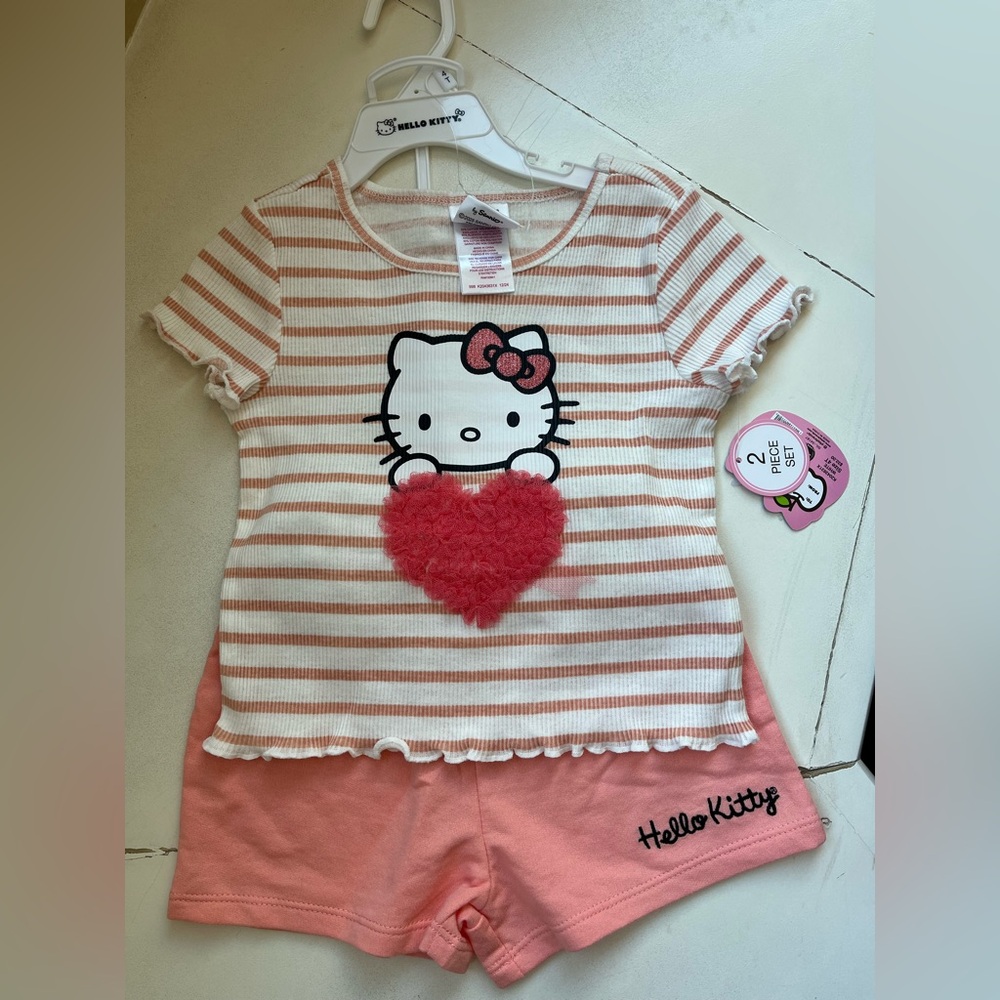 Hello Kitty Peach and White Striped Shorts Outfit
